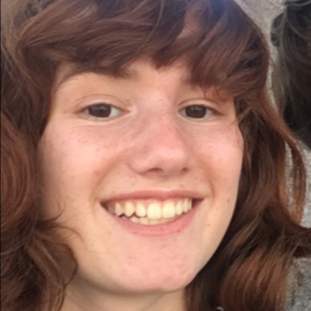 Meet your Posher, Adina